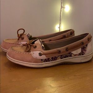 Sperry boat shoes